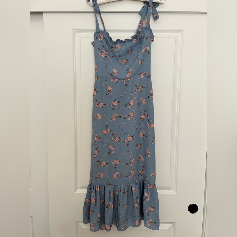 Floral Blue Midi Dress - Picture 2 of 5
